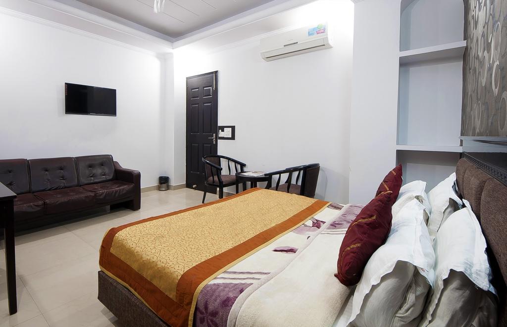 Hotel Sunrise Дели Экстерьер фото