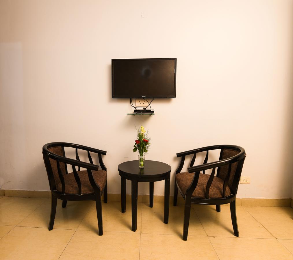 Hotel Sunrise Дели Экстерьер фото