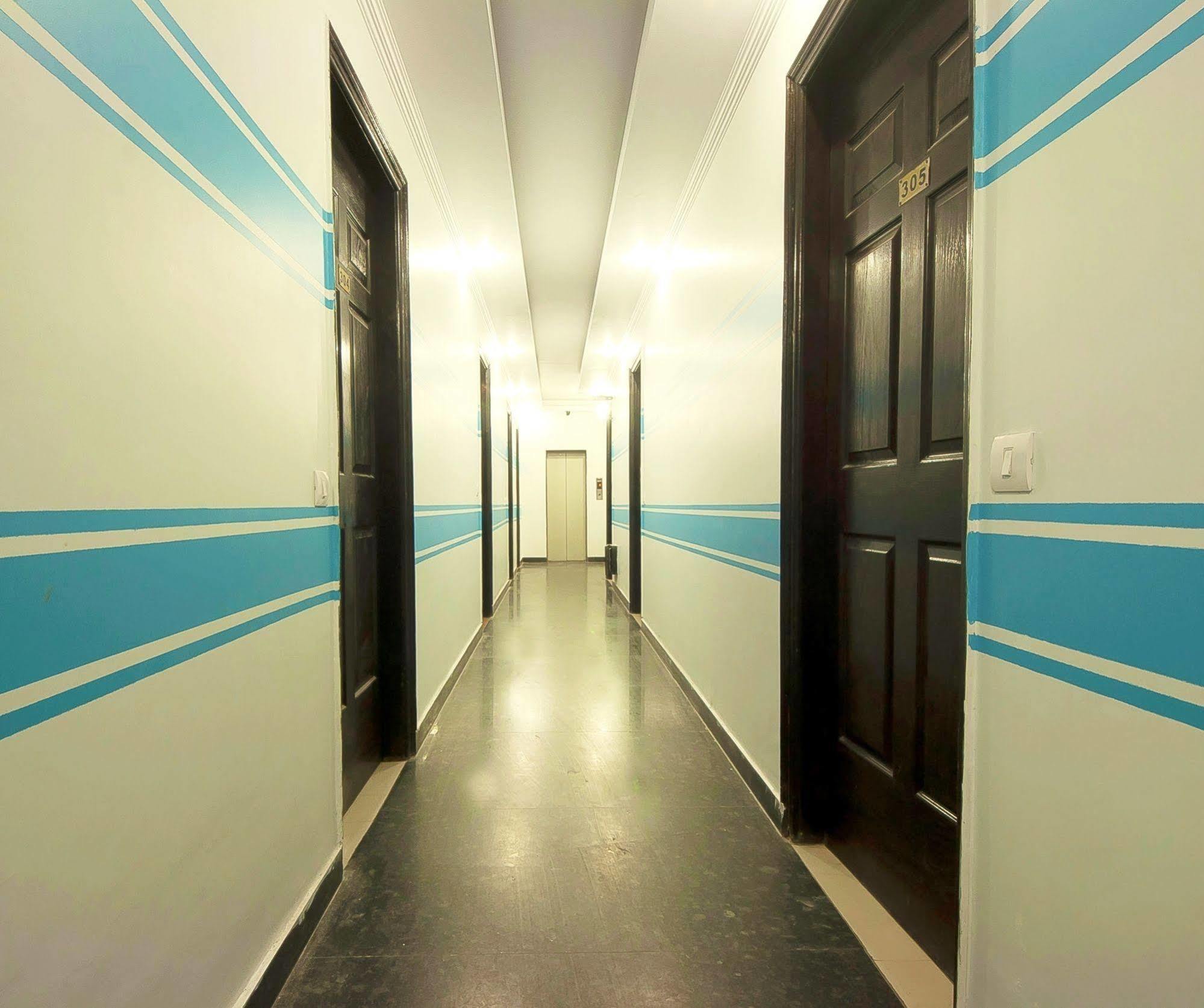 Hotel Sunrise Дели Экстерьер фото