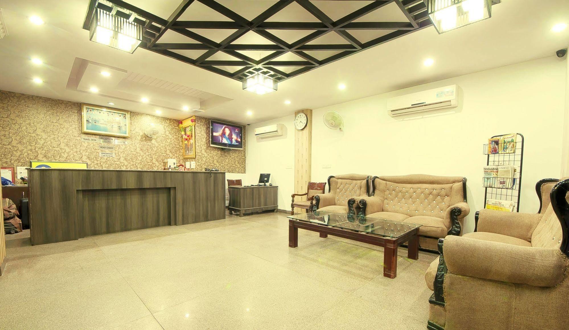 Hotel Sunrise Дели Экстерьер фото